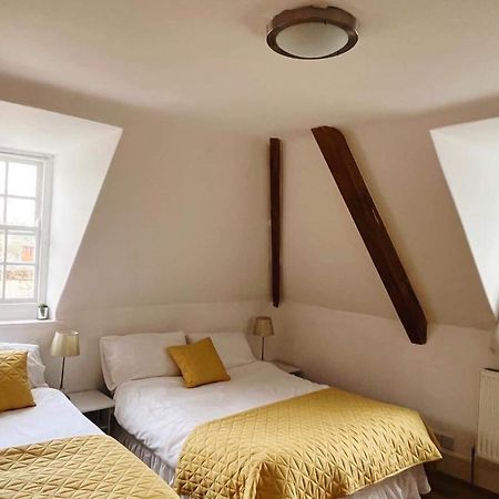 4 Bed Loft Apartment Overlooking Historic Town Trowbridge Zewnętrze zdjęcie