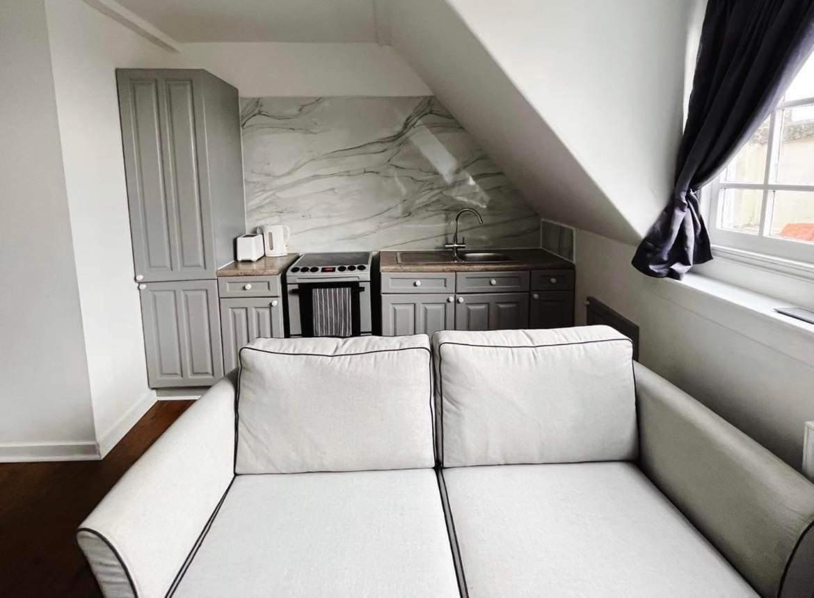 4 Bed Loft Apartment Overlooking Historic Town Trowbridge Zewnętrze zdjęcie