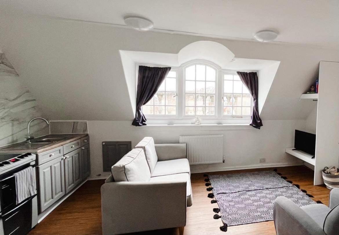 4 Bed Loft Apartment Overlooking Historic Town Trowbridge Zewnętrze zdjęcie
